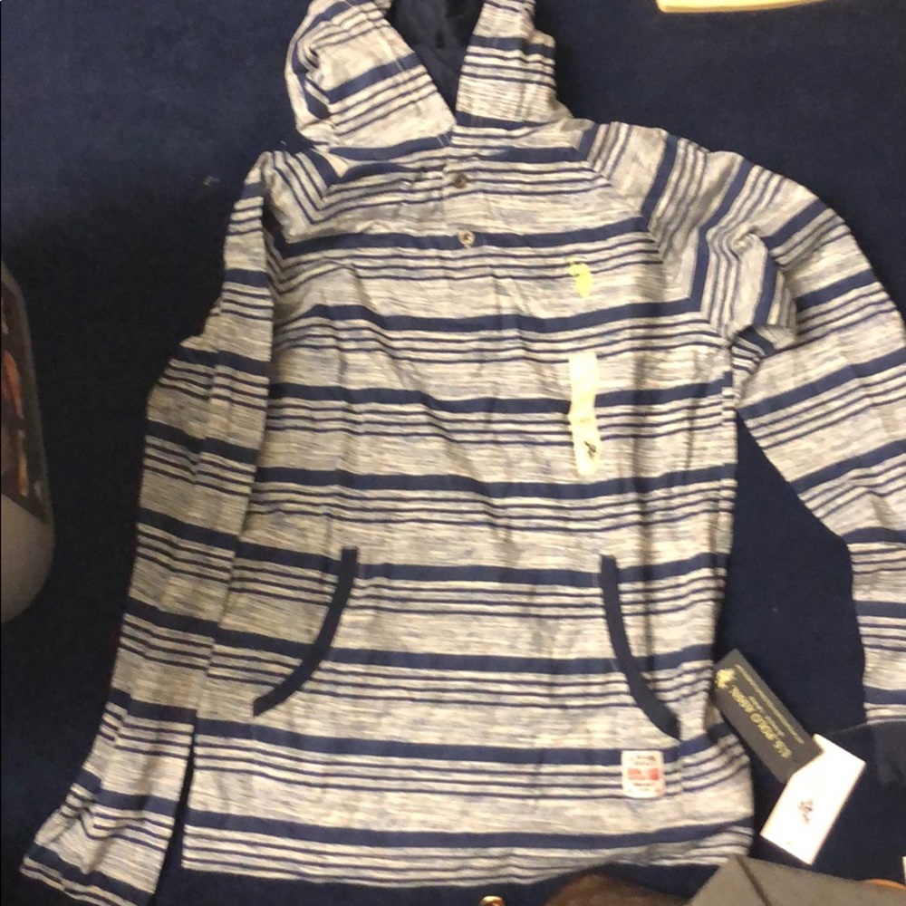Light jersey hoodie—boys size 14/16